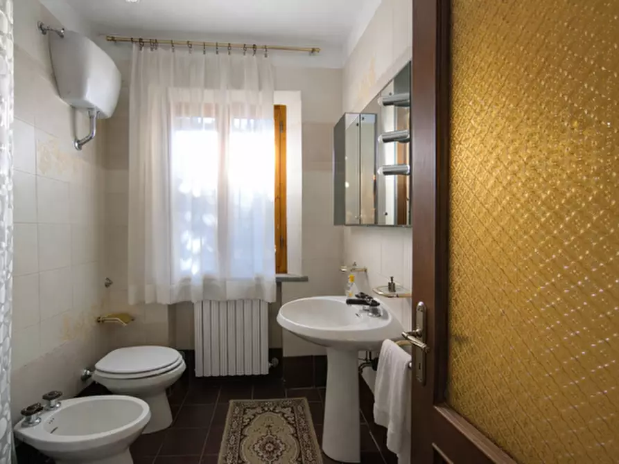 Immagine 13 di Casa bifamiliare in vendita  a Castelnuovo Berardenga