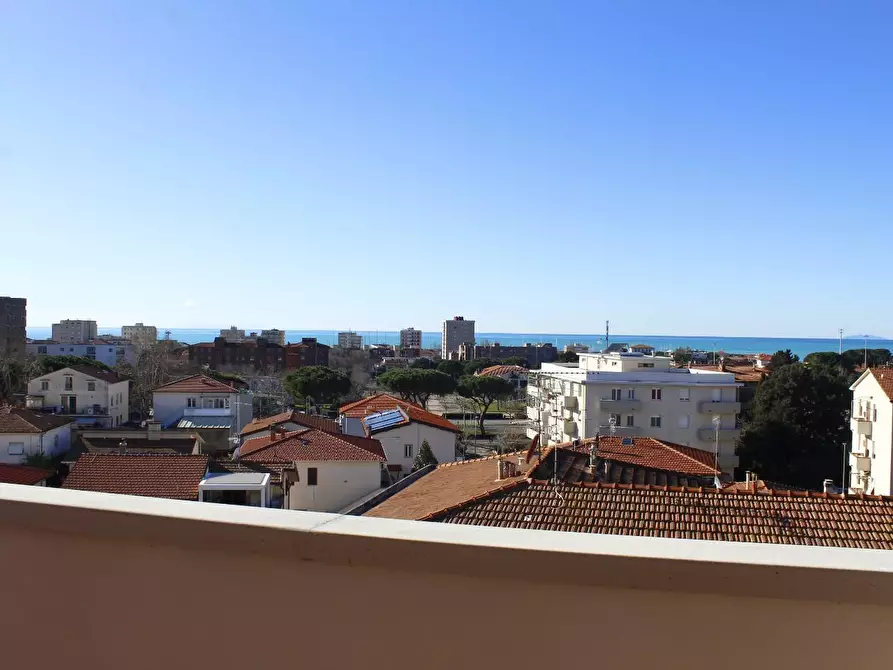 Immagine 17 di Appartamento in vendita  a Rosignano Marittimo