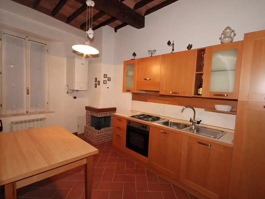 Immagine 20 di Appartamento in vendita  a Siena