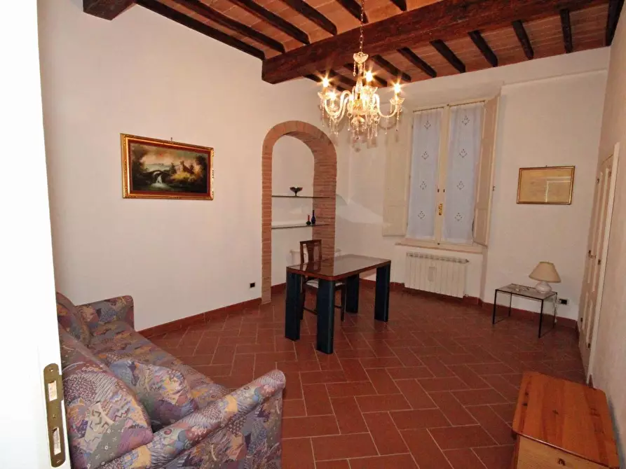 Immagine 26 di Appartamento in vendita  a Siena