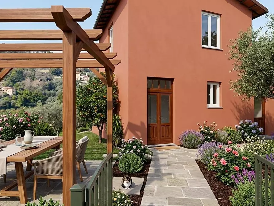 Immagine 34 di Casa indipendente in vendita  a Fosdinovo