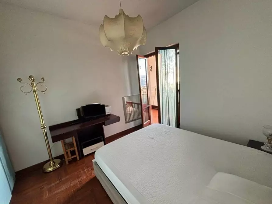 Immagine 12 di Casa bifamiliare in vendita  a Massa