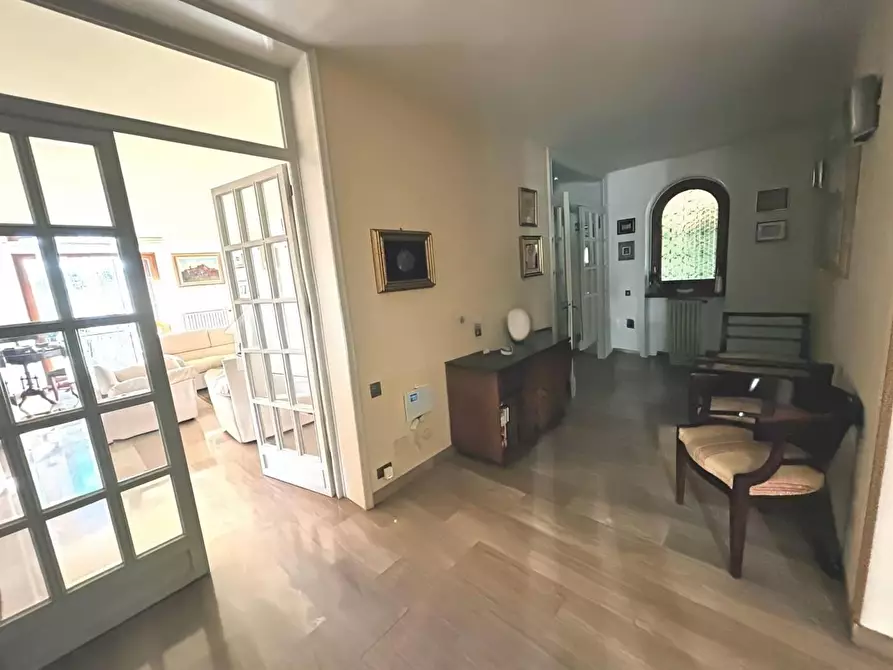 Immagine 14 di Casa bifamiliare in vendita  a Massa