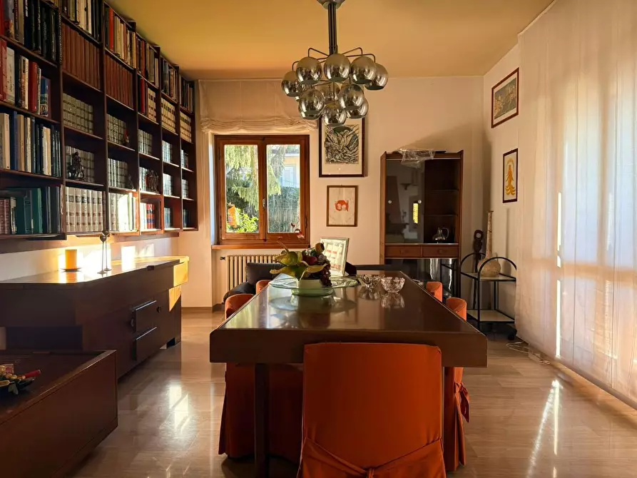 Immagine 8 di Casa bifamiliare in vendita  a Massa