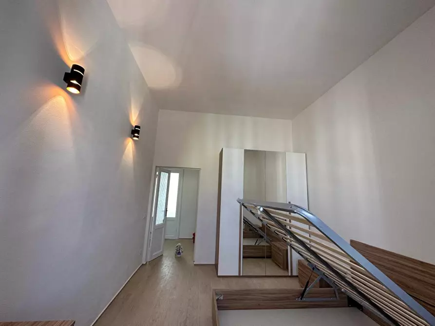 Immagine 11 di Appartamento in affitto  a Livorno