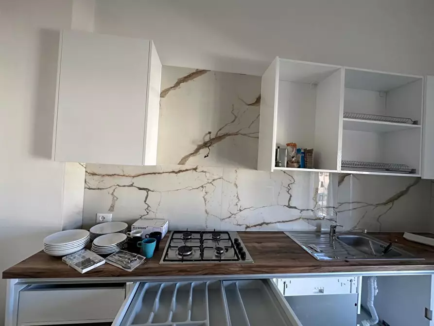 Immagine 16 di Appartamento in affitto  a Livorno