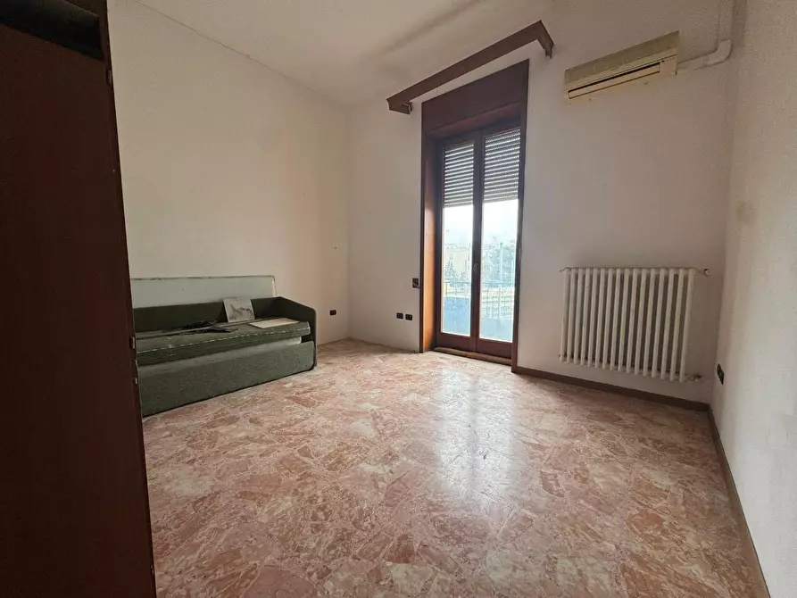 Immagine 1 di Appartamento in vendita  a Lecce