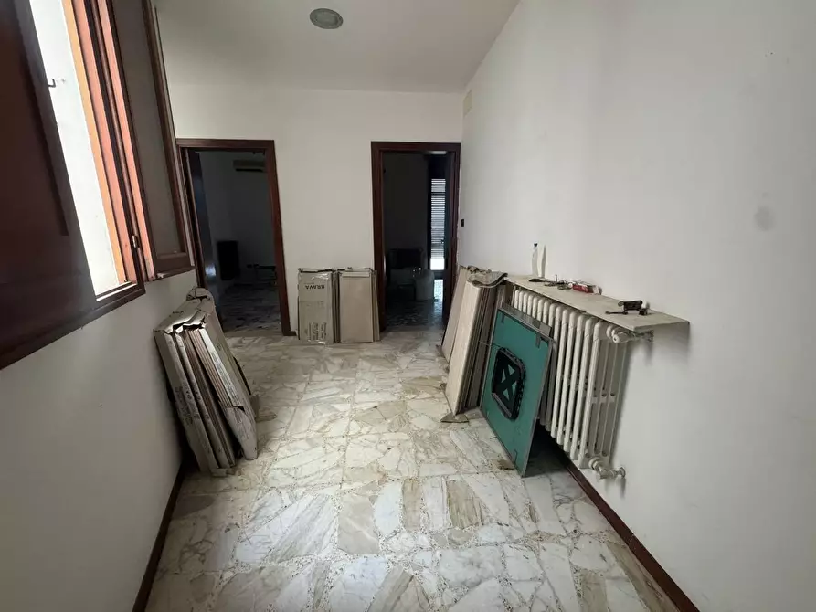 Immagine 16 di Appartamento in vendita  a Lecce