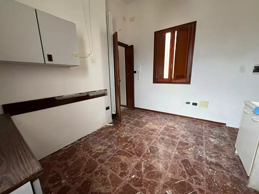 Immagine 3 di Appartamento in vendita  a Lecce