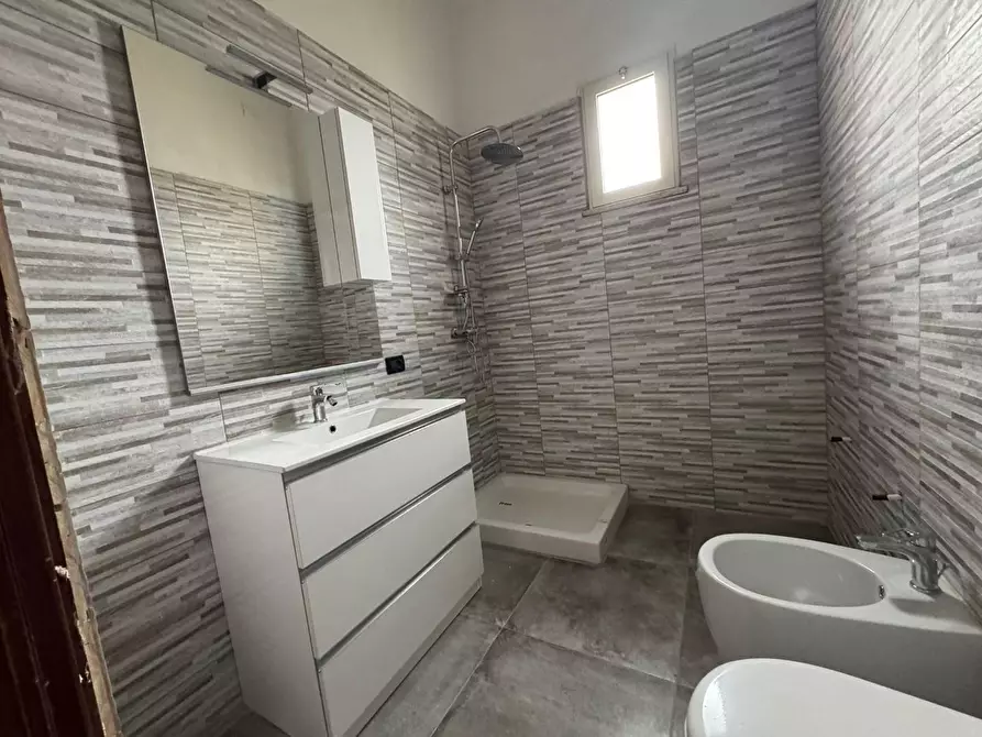 Immagine 5 di Appartamento in vendita  a Lecce