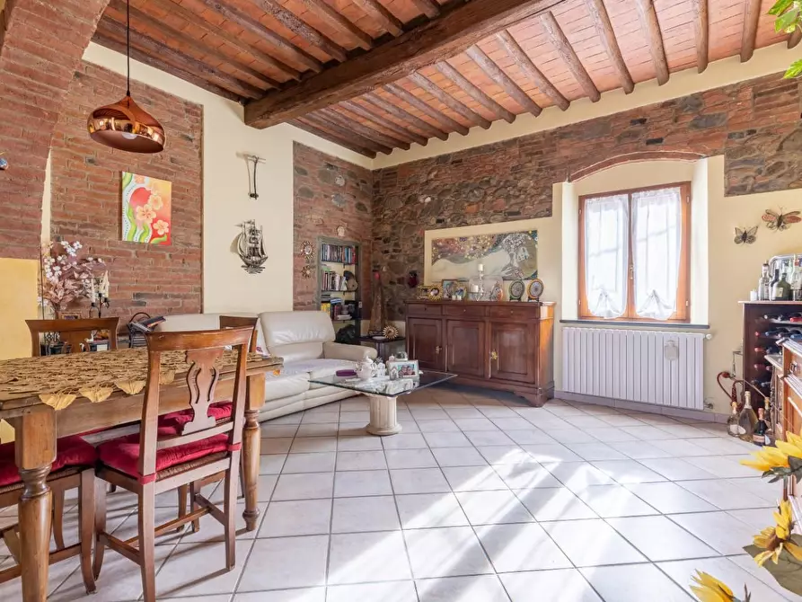 Immagine 8 di Appartamento in vendita  a Terricciola