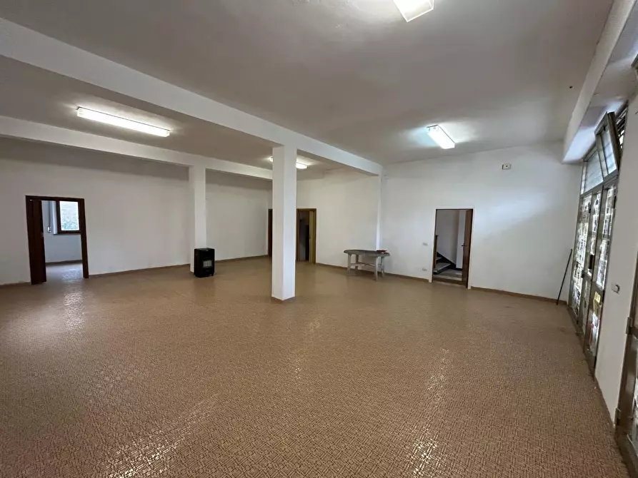 Immagine 30 di Casa indipendente in vendita  a Rapolano Terme