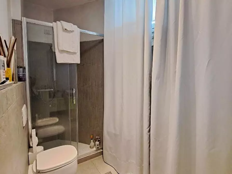 Immagine 22 di Mansarda in vendita  a Pontedera