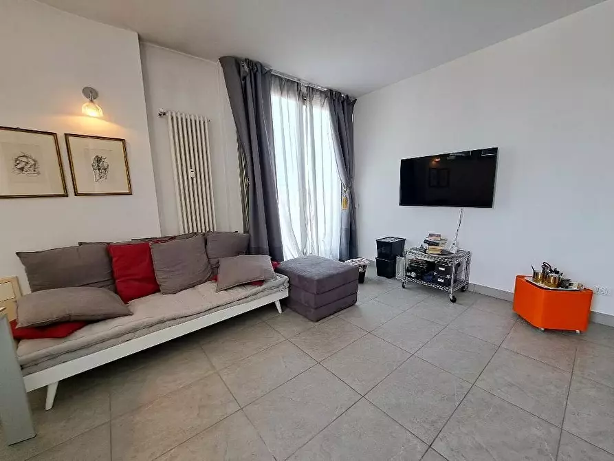 Immagine 8 di Mansarda in vendita  a Pontedera