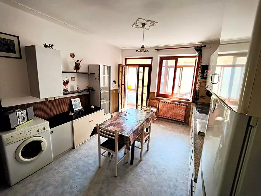 Immagine 5 di Terratetto in vendita  a Ortonovo