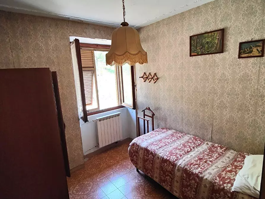 Immagine 9 di Terratetto in vendita  a Ortonovo