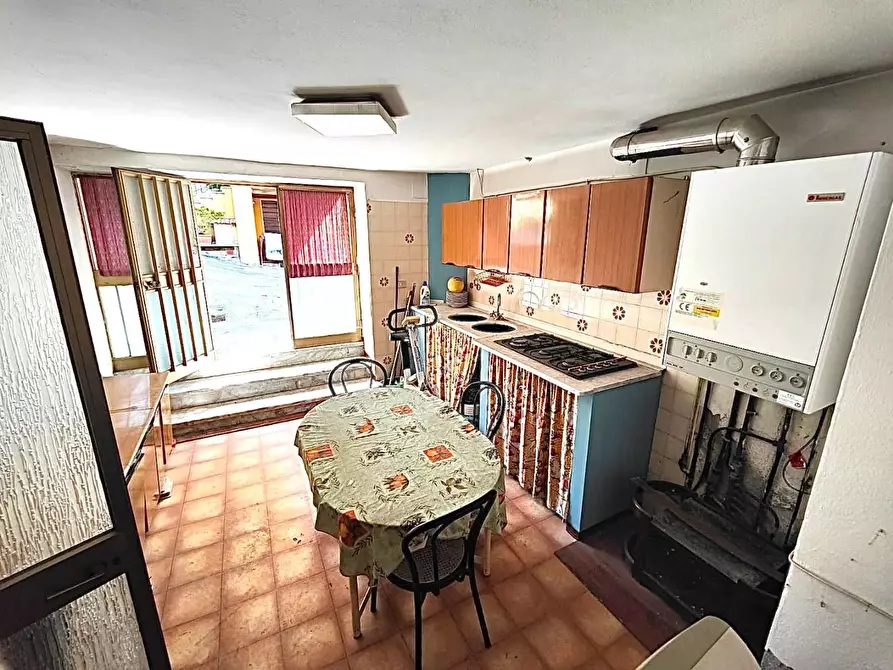 Immagine 6 di Terratetto in vendita  a Ortonovo