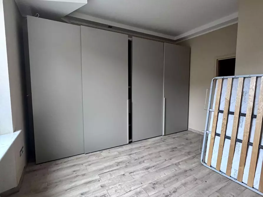 Immagine 16 di Appartamento in vendita  a Massa