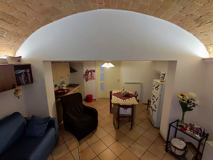 Immagine 2 di Appartamento in vendita  a Peccioli