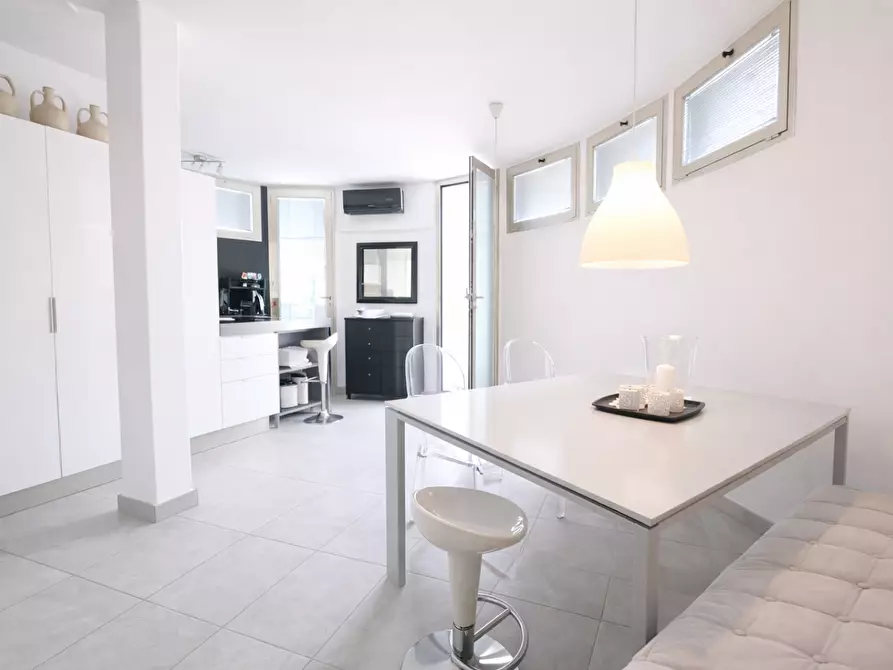 Immagine 6 di Mansarda in vendita  a Pontedera