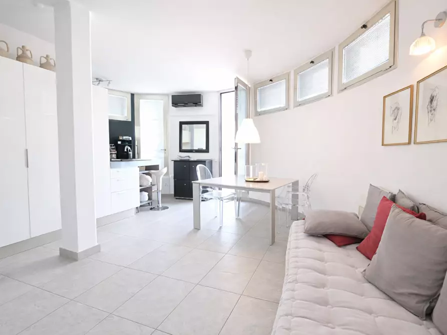 Immagine 4 di Mansarda in vendita  a Pontedera