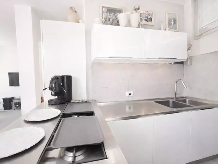 Immagine 8 di Mansarda in vendita  a Pontedera