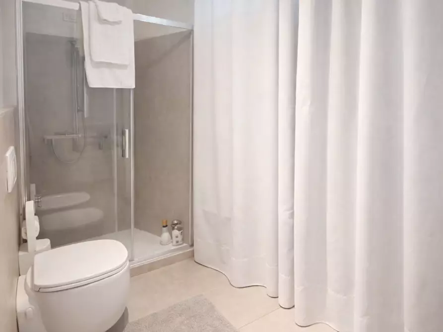 Immagine 13 di Mansarda in vendita  a Pontedera