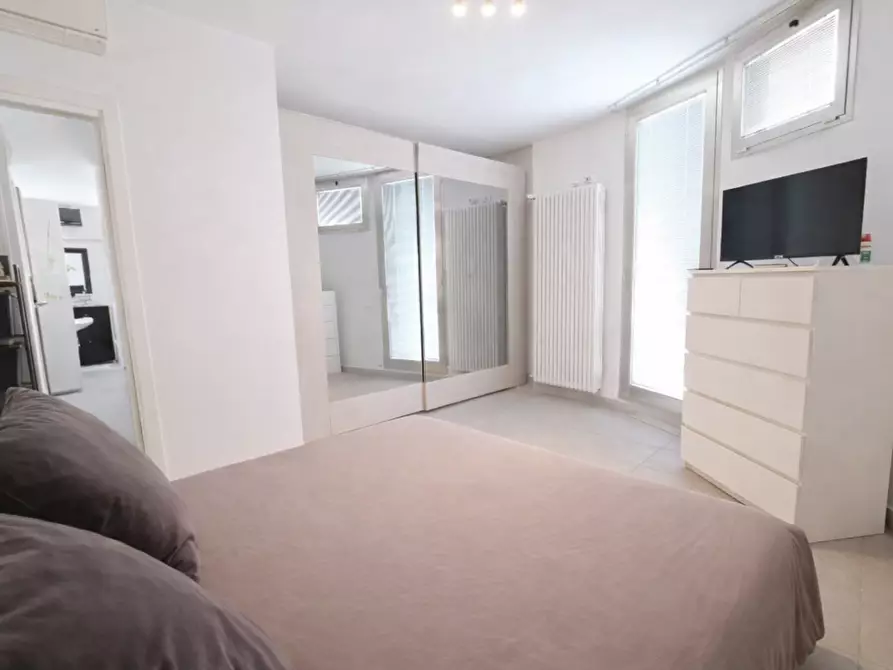 Immagine 12 di Mansarda in vendita  a Pontedera