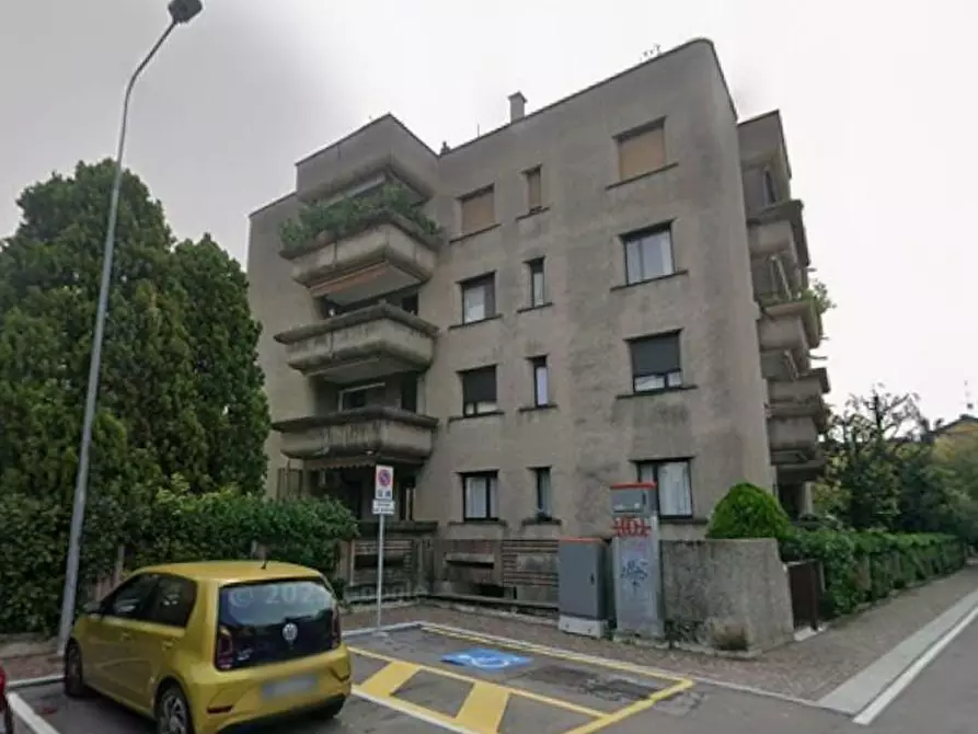 Immagine 1 di Ufficio in vendita  a Carugate