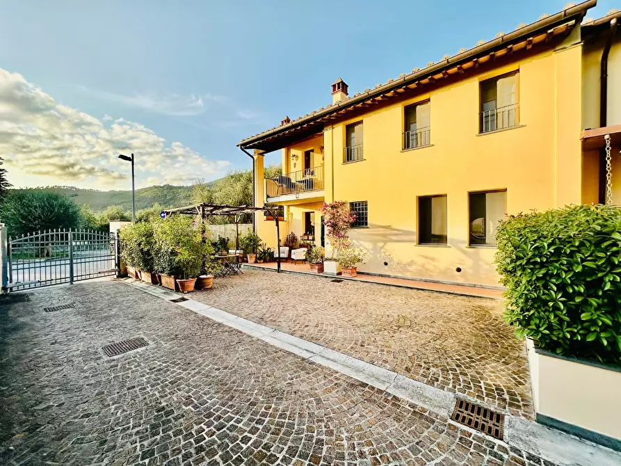 Immagine 3 di Appartamento in vendita  a Calci