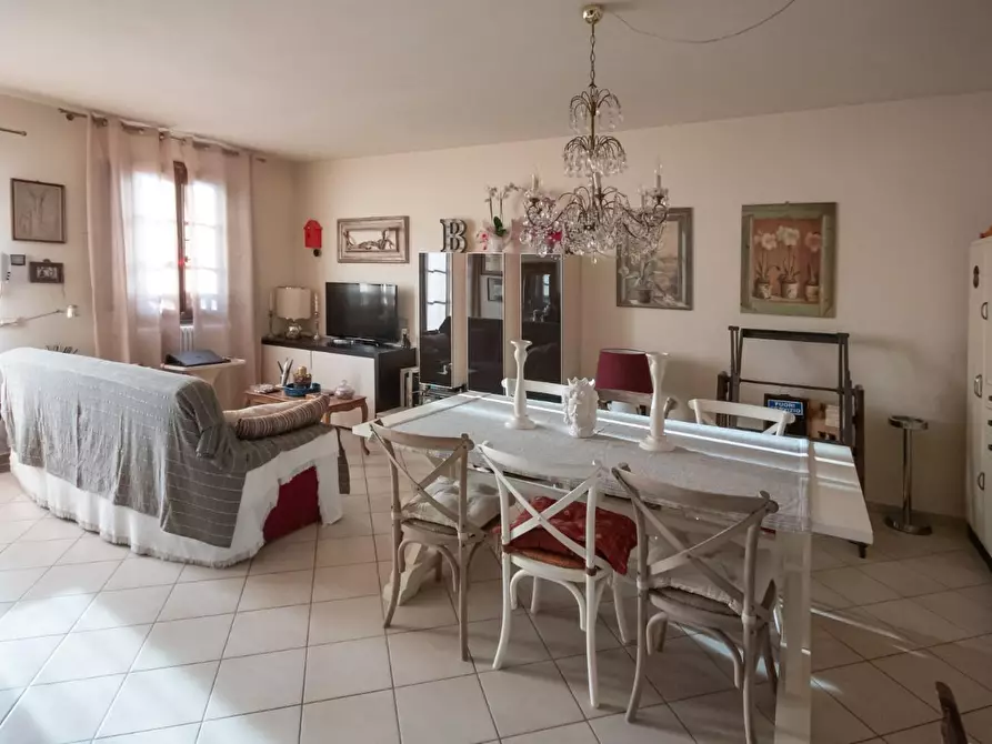 Immagine 6 di Appartamento in vendita  a Calci