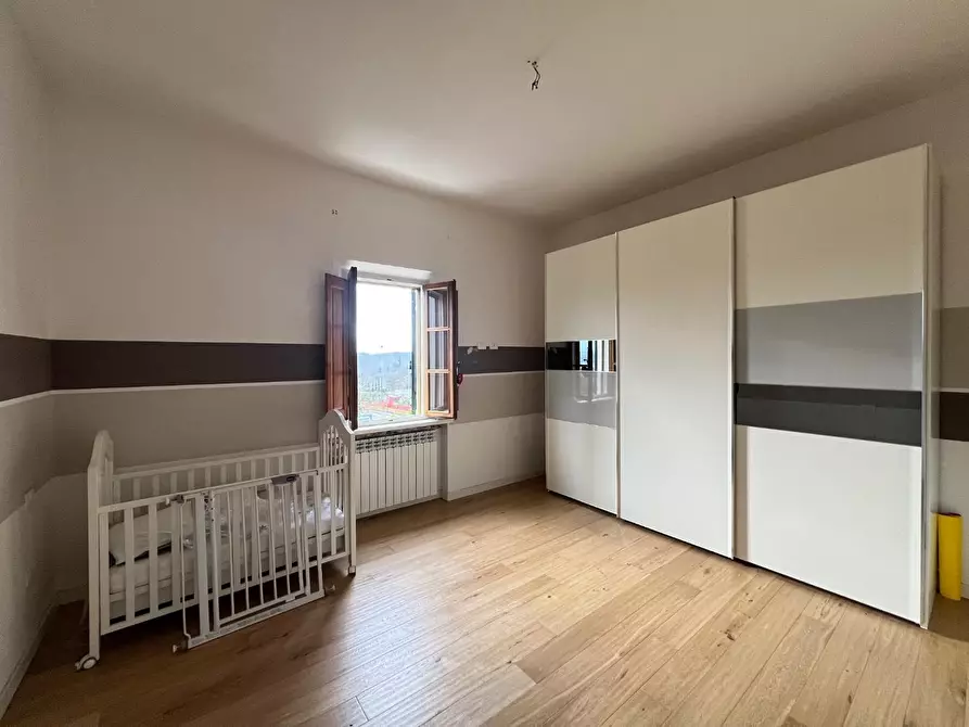 Immagine 17 di Appartamento in vendita  a Fucecchio