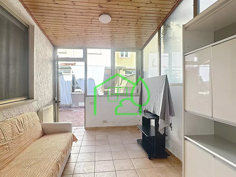 Immagine 7 di Villa in vendita  a Viareggio