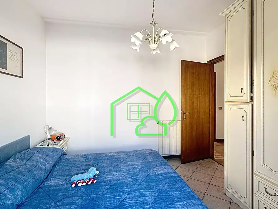 Immagine 20 di Villa in vendita  a Viareggio