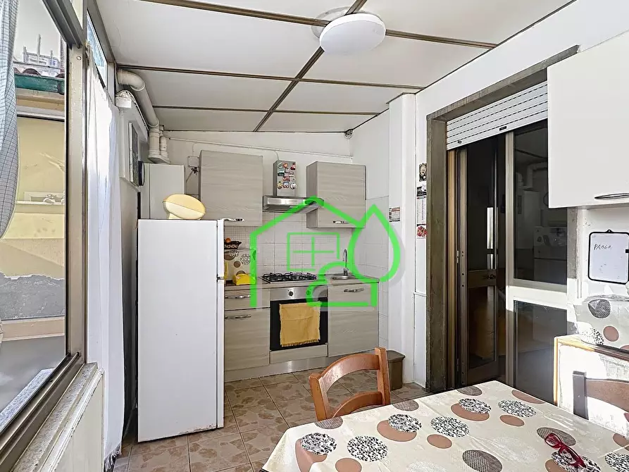 Immagine 13 di Villa in vendita  a Viareggio