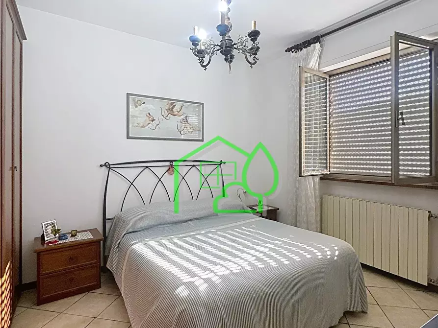 Immagine 17 di Villa in vendita  a Viareggio