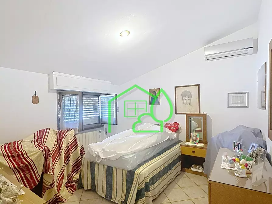 Immagine 23 di Villa in vendita  a Viareggio