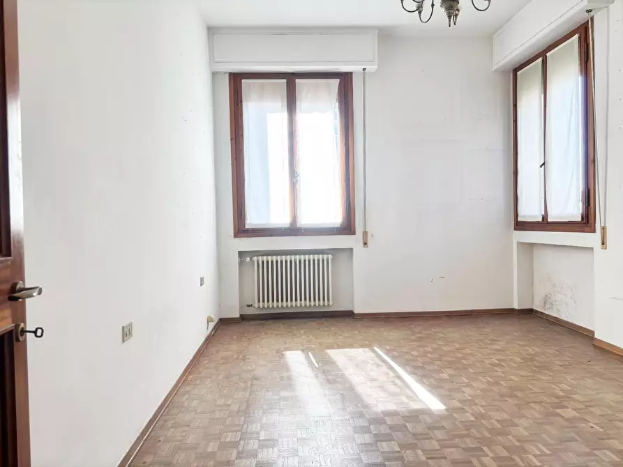 Immagine 27 di Appartamento in vendita  a Empoli