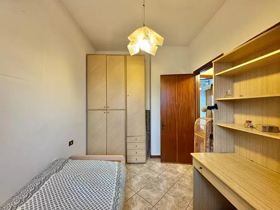 Immagine 42 di Villetta a schiera in vendita  a Viareggio