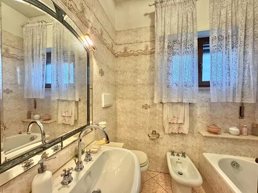 Immagine 30 di Villetta a schiera in vendita  a Viareggio