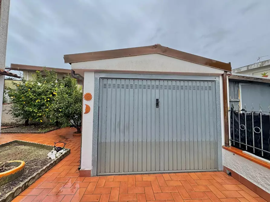 Immagine 13 di Villetta a schiera in vendita  a Viareggio