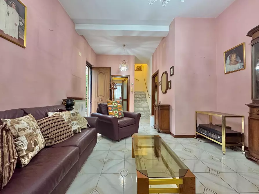 Immagine 18 di Villetta a schiera in vendita  a Viareggio