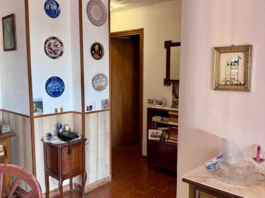 Immagine 8 di Casa semindipendente in vendita  a Massa