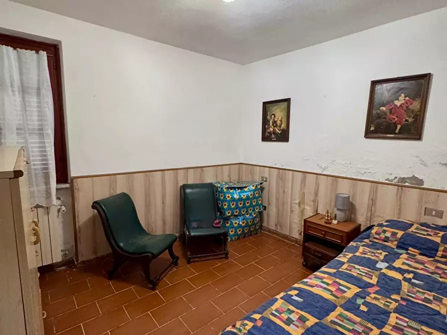 Immagine 9 di Casa semindipendente in vendita  a Massa