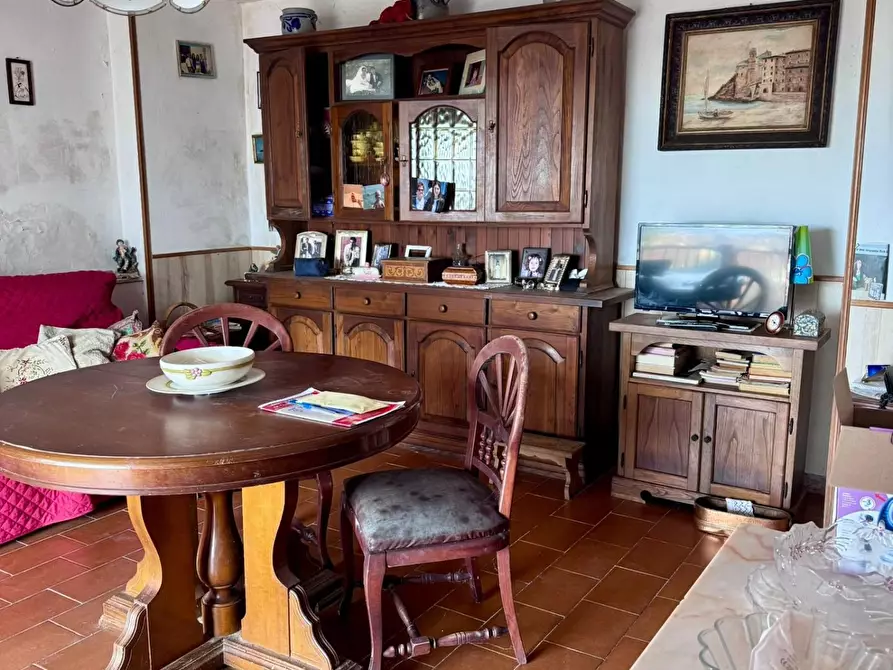 Immagine 6 di Casa semindipendente in vendita  a Massa