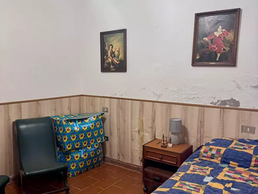 Immagine 10 di Casa semindipendente in vendita  a Massa