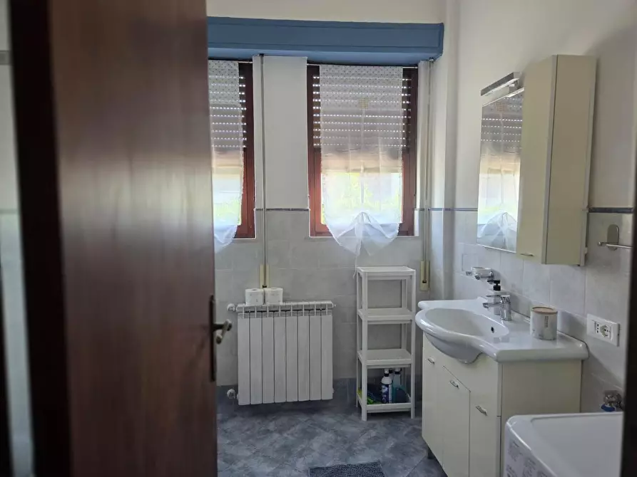 Immagine 20 di Appartamento in vendita  a Carrara