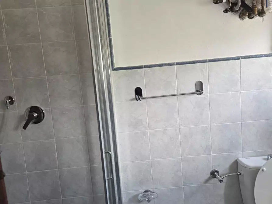 Immagine 16 di Appartamento in vendita  a Carrara