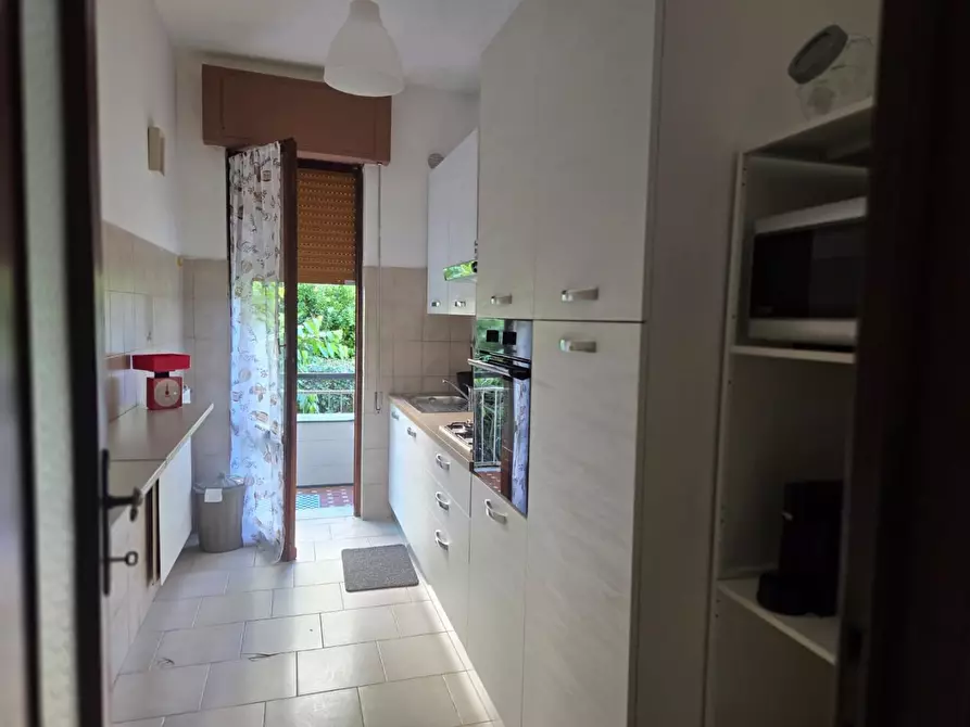 Immagine 7 di Appartamento in vendita  a Carrara