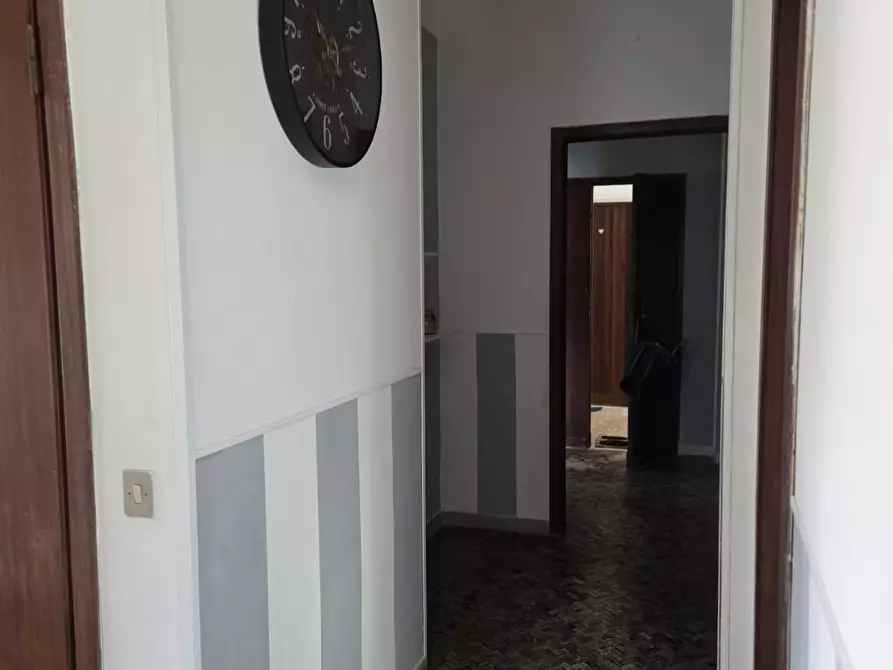 Immagine 10 di Appartamento in vendita  a Carrara